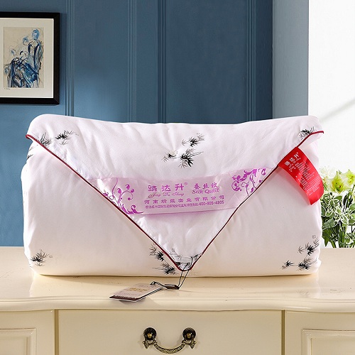 Acquista Trapunta invernale in cotone con stampa in tessuto di seta di gelso,Trapunta invernale in cotone con stampa in tessuto di seta di gelso prezzi,Trapunta invernale in cotone con stampa in tessuto di seta di gelso marche,Trapunta invernale in cotone con stampa in tessuto di seta di gelso Produttori,Trapunta invernale in cotone con stampa in tessuto di seta di gelso Citazioni,Trapunta invernale in cotone con stampa in tessuto di seta di gelso  l'azienda,