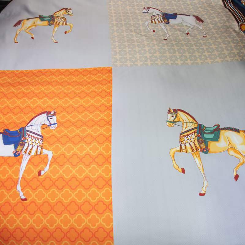 Satin Osaka duvet set