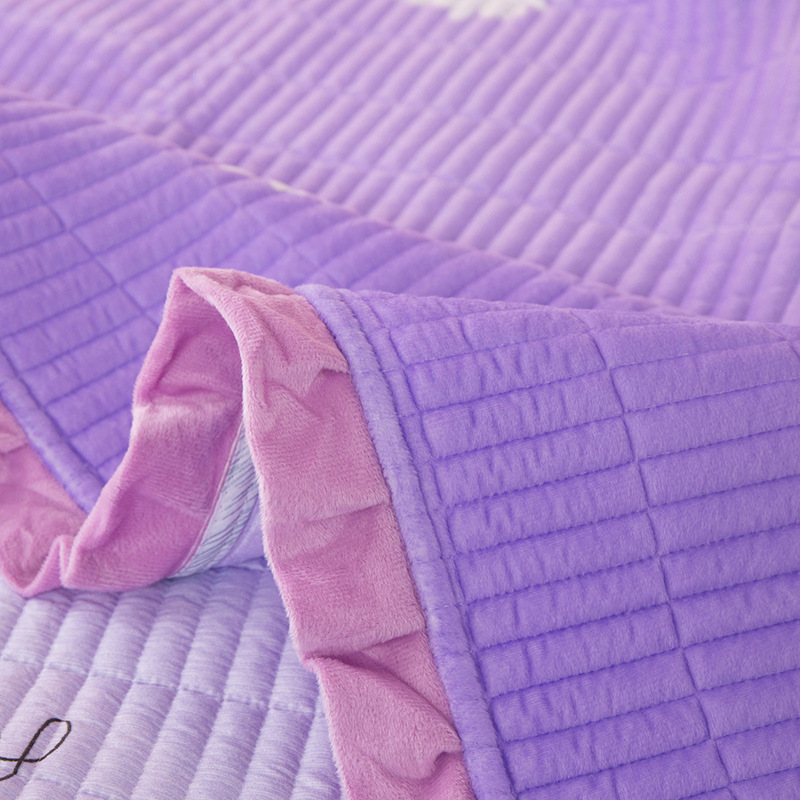 decorative border bed cover